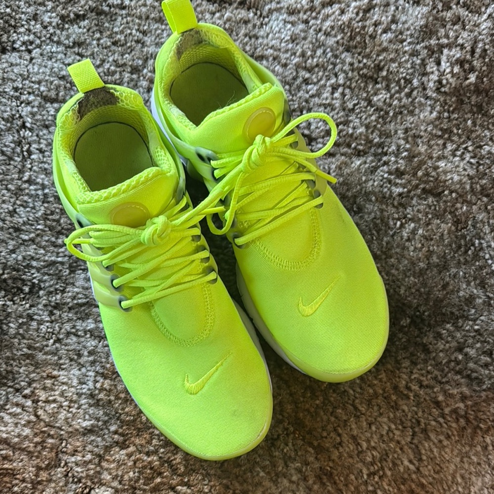 Nike Kids Neon Green Sneakers